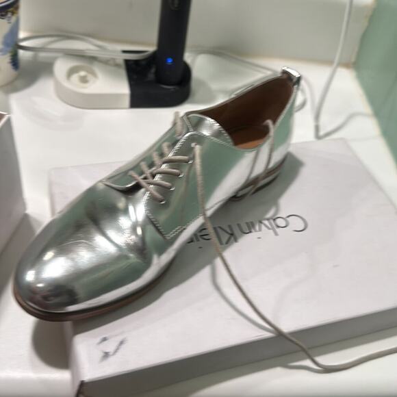 Calvin Klein Camella Oxford Shoe silver size 8 - Picture 1 of 14